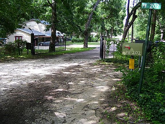 4th image of 114 Private Road 202