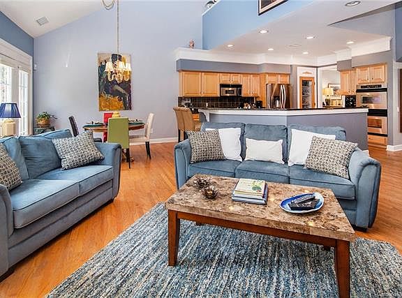5th image of 5071 Ashford Crest Ln