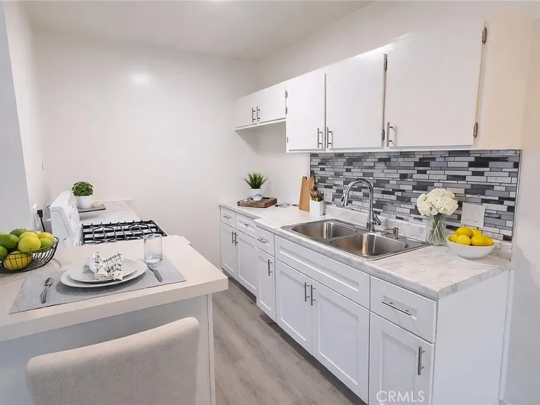 1807 W Sumac Ln #4 — Photo 6