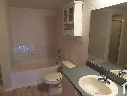 1907 Belmont Ln #1907 — Photo 18
