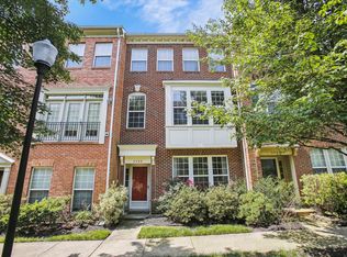 2366 Huntington Station Ct, Alexandria, VA 22303