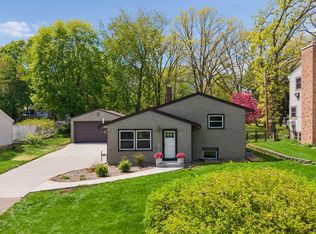 2590 Arbor Dr, White Bear Township, MN 55110