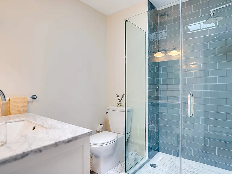 52 Shinnecock Rd #A — Photo 31