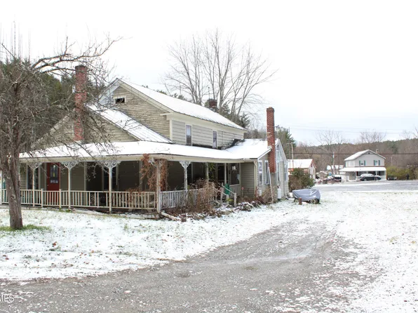 9 Dunham Hollow Road, East Nassau, NY 12062