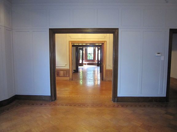 3rd image of 851 Park Pl #1