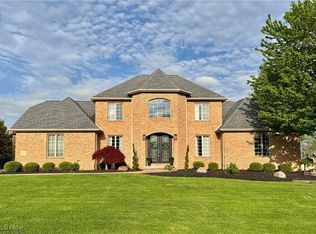 3995 Montereale Dr, Canfield, OH