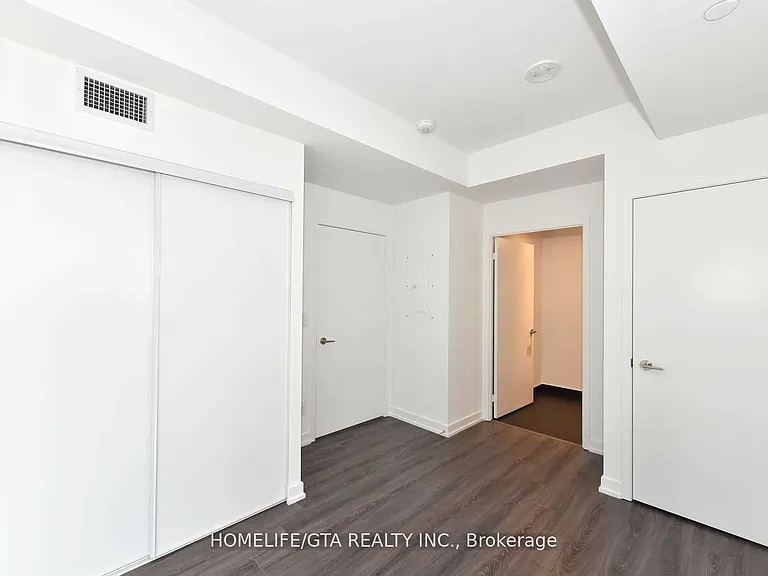 20 Edward St #708 — Photo 24