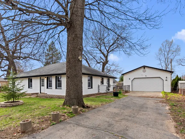208 E Avenue A, Griffith, IN 46319