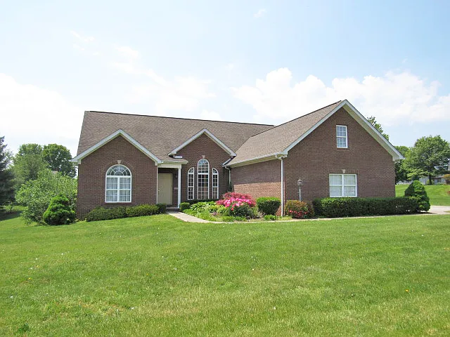 55 Overlook Dr photo 1