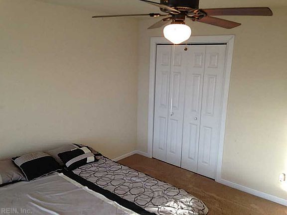 5th image of 1130 Berkely Ave Ext
