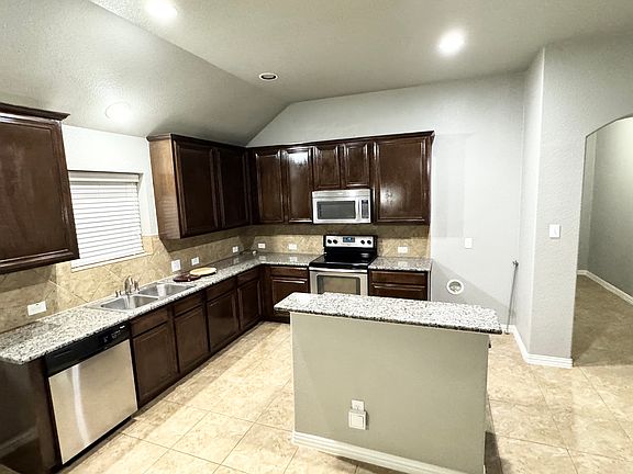 4th image of 6440 Parkstone Way