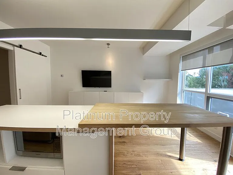 63 Inglewood Park SE — Photo 9