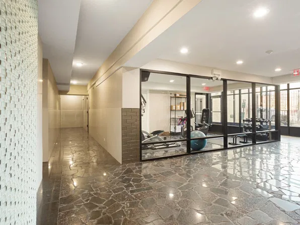 The Marshfield at Howard Street, 7616 N Marshfield Ave APT 306, Chicago, IL 60626