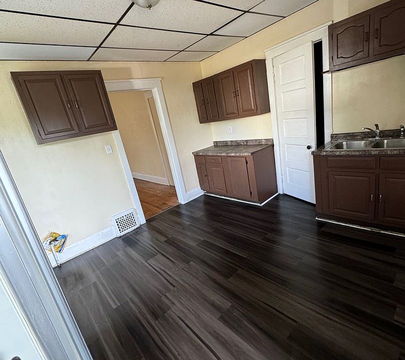 1st image of 1601-03 5th Ave #1601-1W