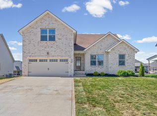 1312 Apple Blossom Rd, Clarksville, TN 37042