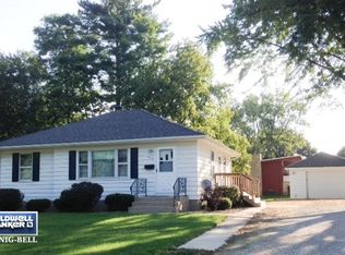 906 Cornell St, Ottawa, IL 61350