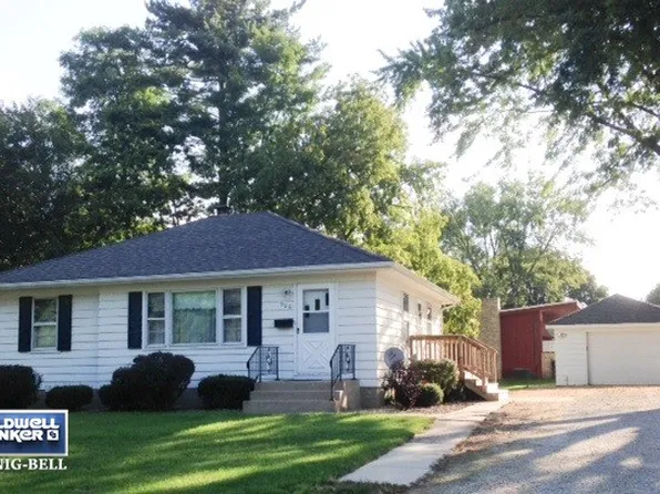 906 Cornell St, Ottawa, IL 61350