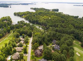 107 Pointe Overlook Dr, Louisville, SC 29036