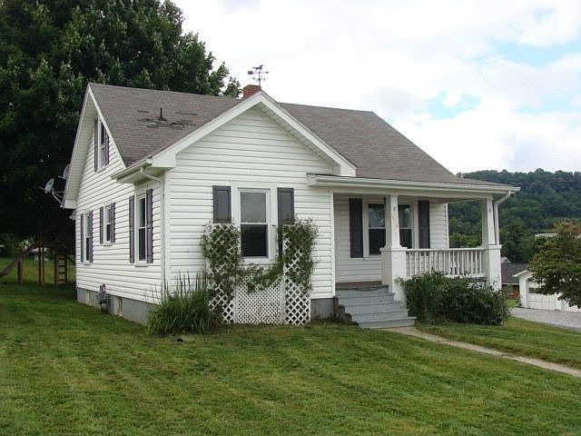 1st image of 1440 W North St