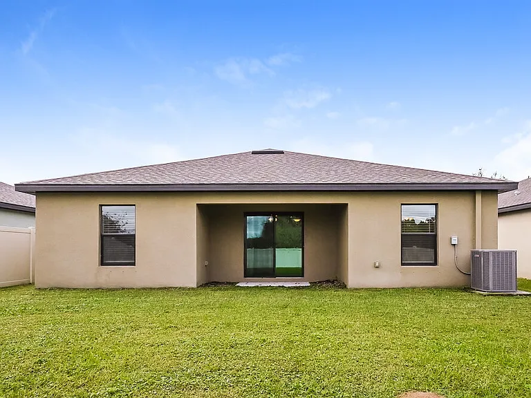 720 Chatham Walk Dr — Photo 16