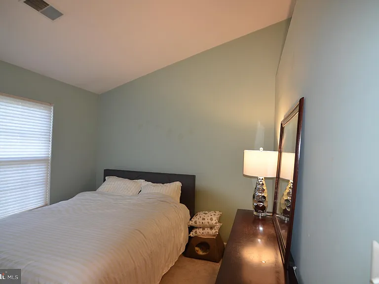 2946 Saxon Flowers Dr — Photo 23