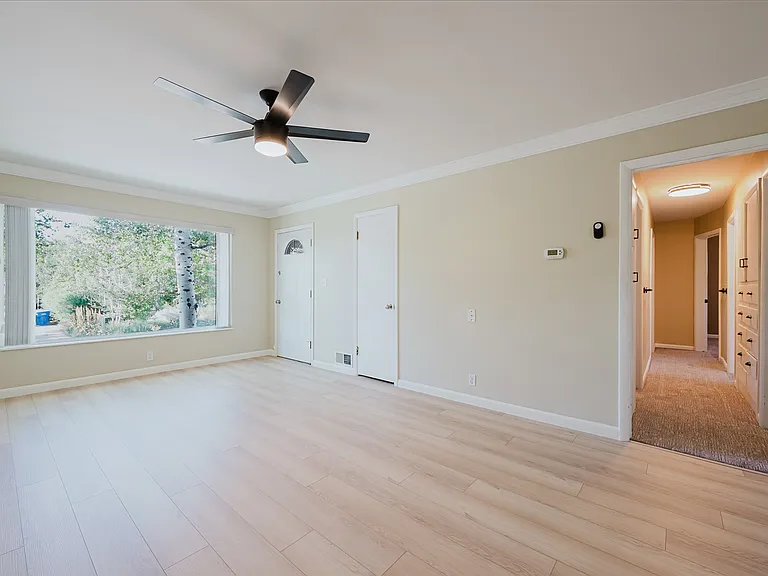 3260 E Cummings Rd — Photo 3