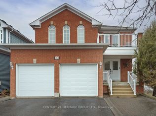 33 Silverstone Cres, Georgina, ON L4P4A4