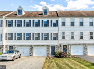 1070 Hearthridge Ln, York, PA