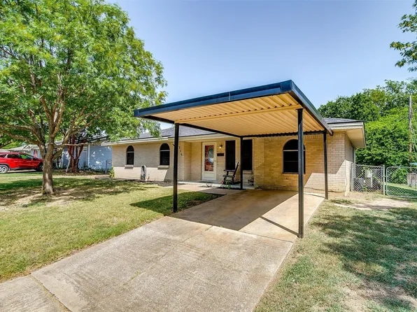 213 SW Taylor St, Burleson, TX 76028