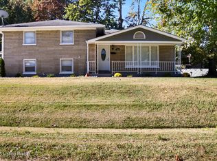 3604 Otter Ct, Louisville, KY 40219