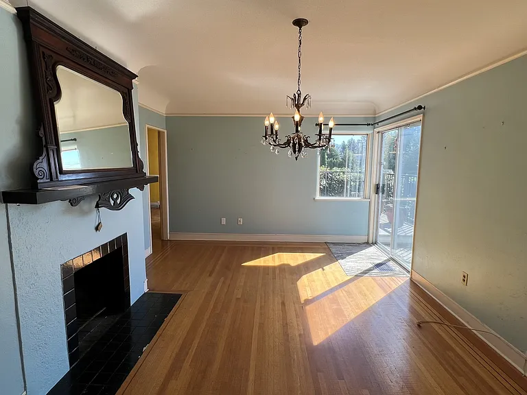 33465 1st Ave — Photo 16