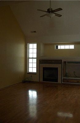 2nd image of 3892 Whitley Park Dr