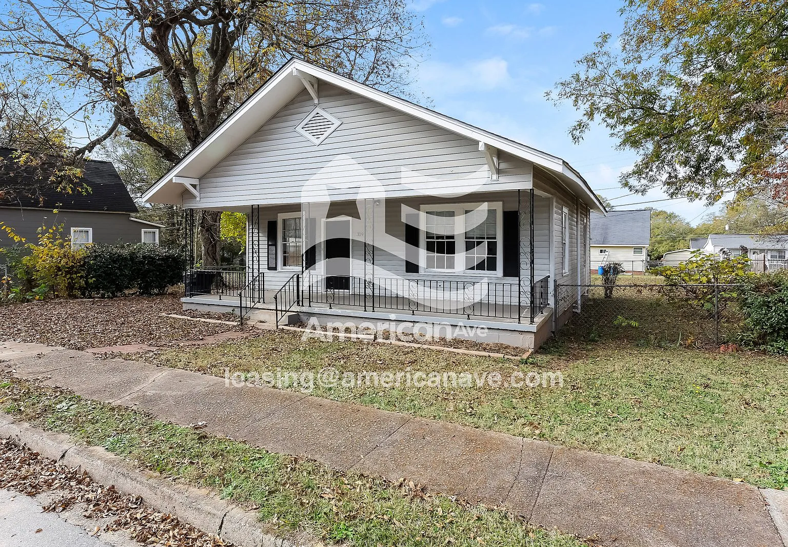 2 bed, 1.0 bath, 985 sqft, $1,120 — Photo 2