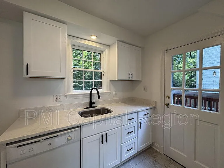 9919 Big Rock Rd — Photo 3