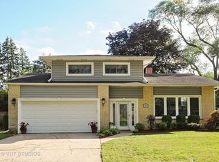 1811 E Basswood Ln, Mount Prospect, IL 60056