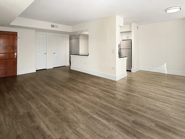 Wesley Townsend Apartments at Buckhead — Photo 6
