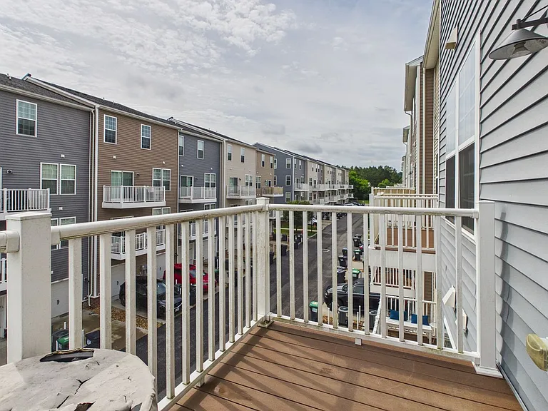 5931 Laurel Bed Ln #B — Photo 17