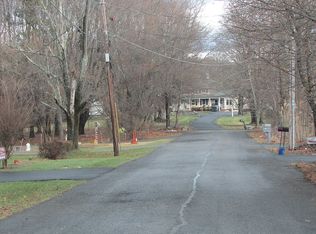 Kings Hill Ter, Wallkill, NY 12589