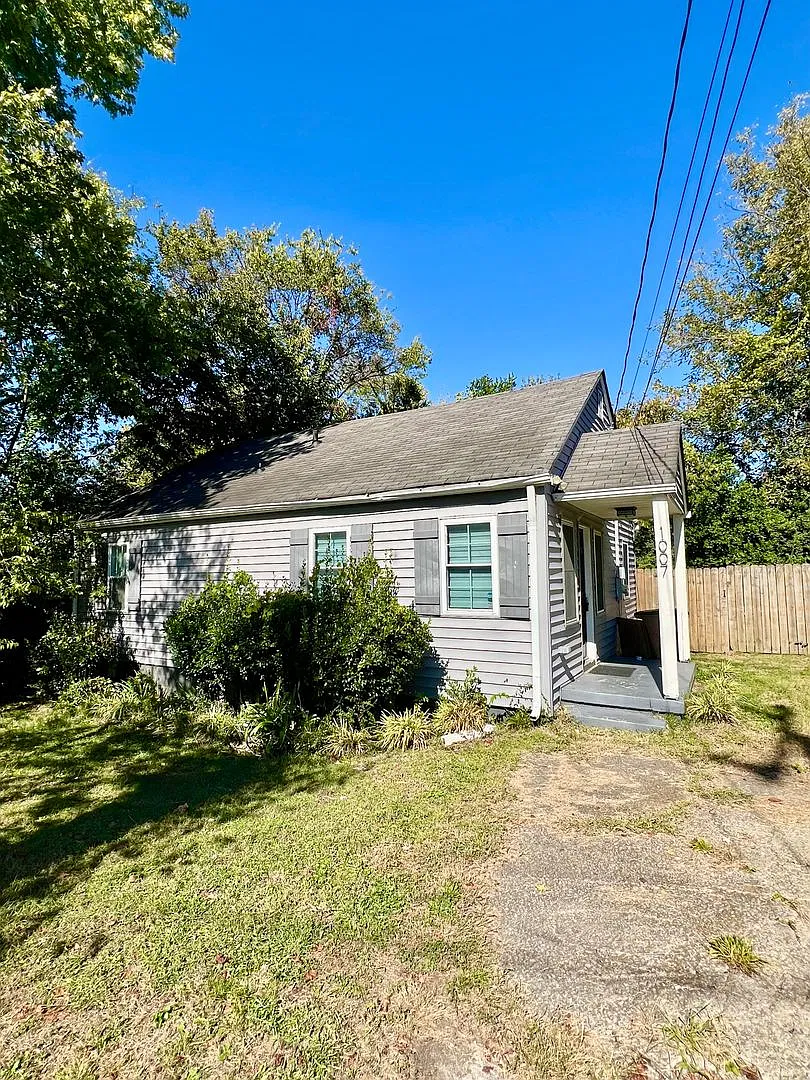 2-Bedroom Home for Rent in East Nashville! — Photo 1