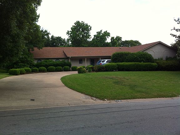 2nd image of 7725 Woodside Hl