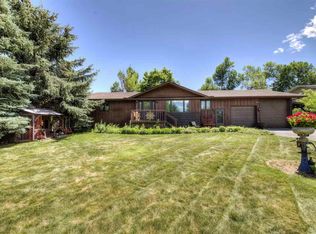 7 Swan Ln, Spearfish, SD 57783