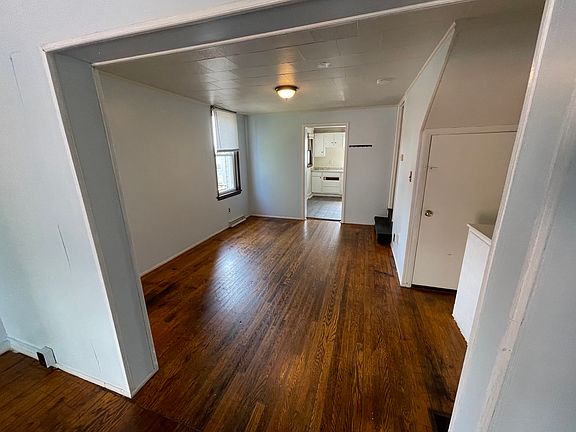 4th image of 124 N Cannon Ave