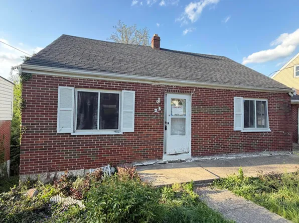 23 Laycock Ln, Newport, KY 41071