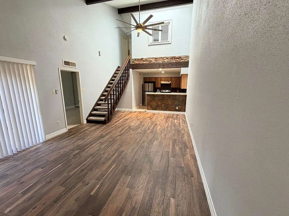 2510 Grants Lake Blvd #101