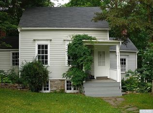 29 Hudson St, Kinderhook, NY 12106