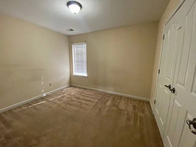 6098 Ravenwood Lake Dr E — Photo 27