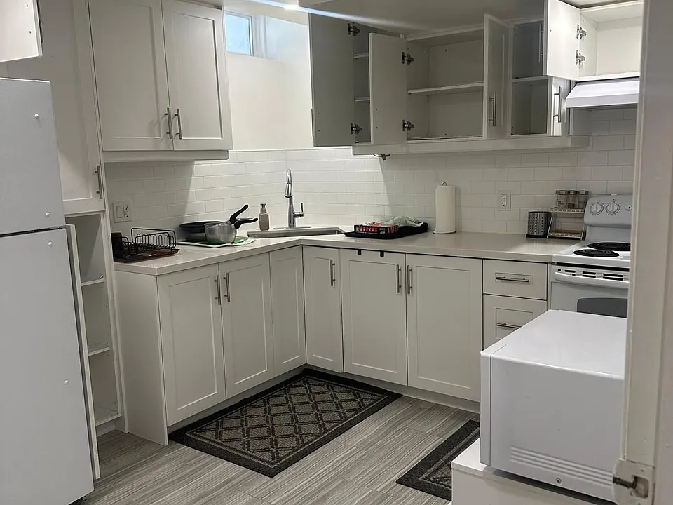 354 Ojibway Trl #BASEMENT