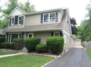 824 Hammerschmidt Ave, Lombard, IL