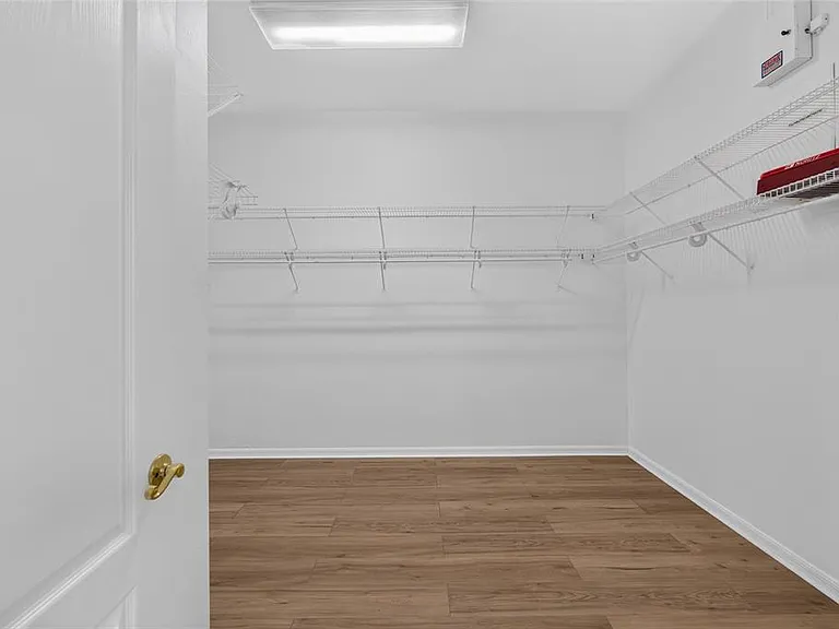 914 SW 83rd Ter — Photo 28