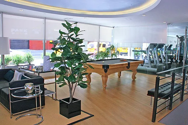 Sold by R New York | media 14
